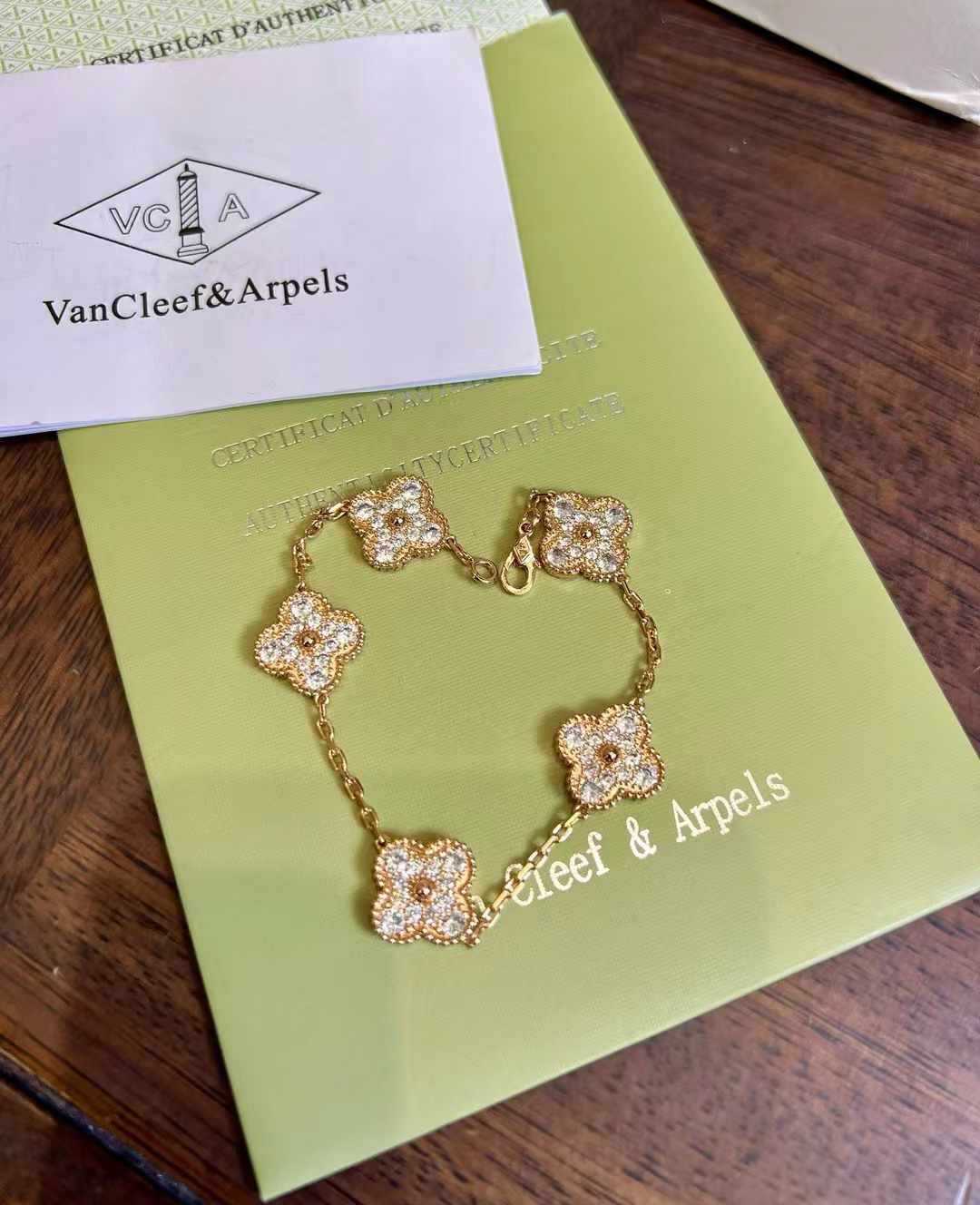 VAB100 Natural Stone 4 Flower Bracelet Premium Jewelry No packaging AAAAA quality